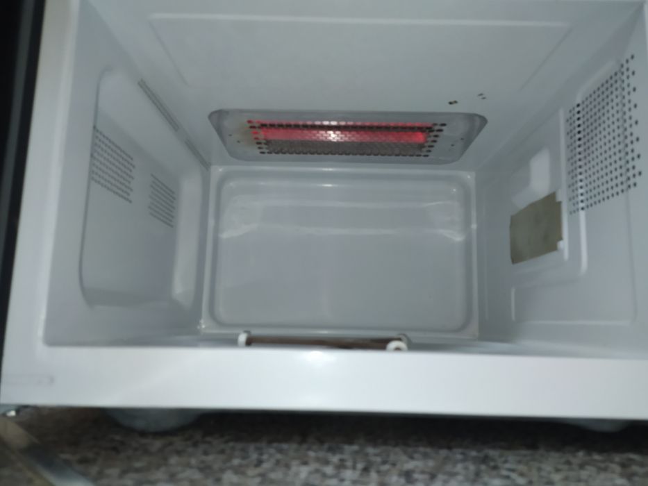 Microondas Grill BECKEN