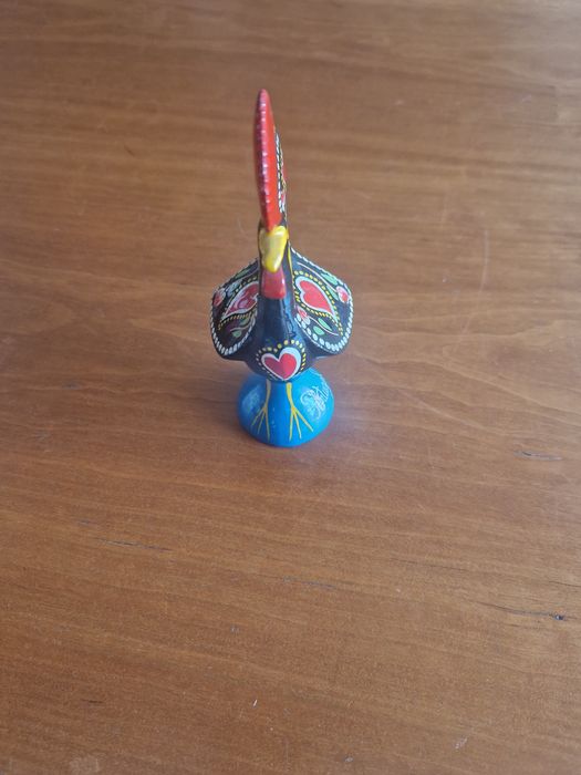 Galo de Barcelos em metal
