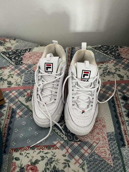 tênis fila tamanho 39