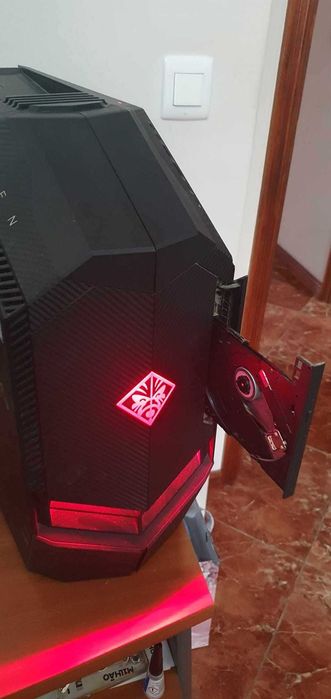 Desktop OMEN by HP - 880-002np