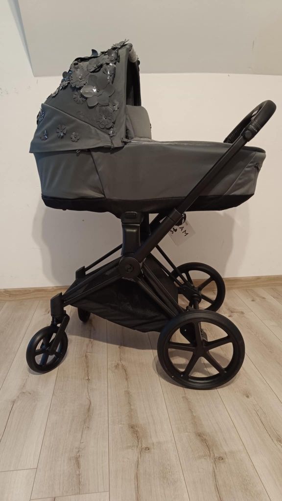 Cybex priam 4.0  simply flowers grey 2w1