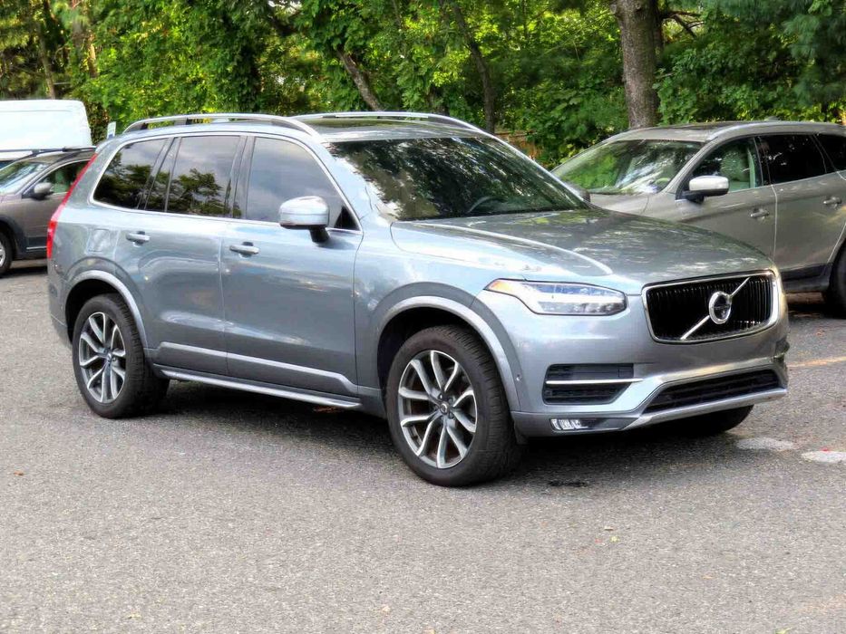 Volvo XC90 T6 Momentum      2018