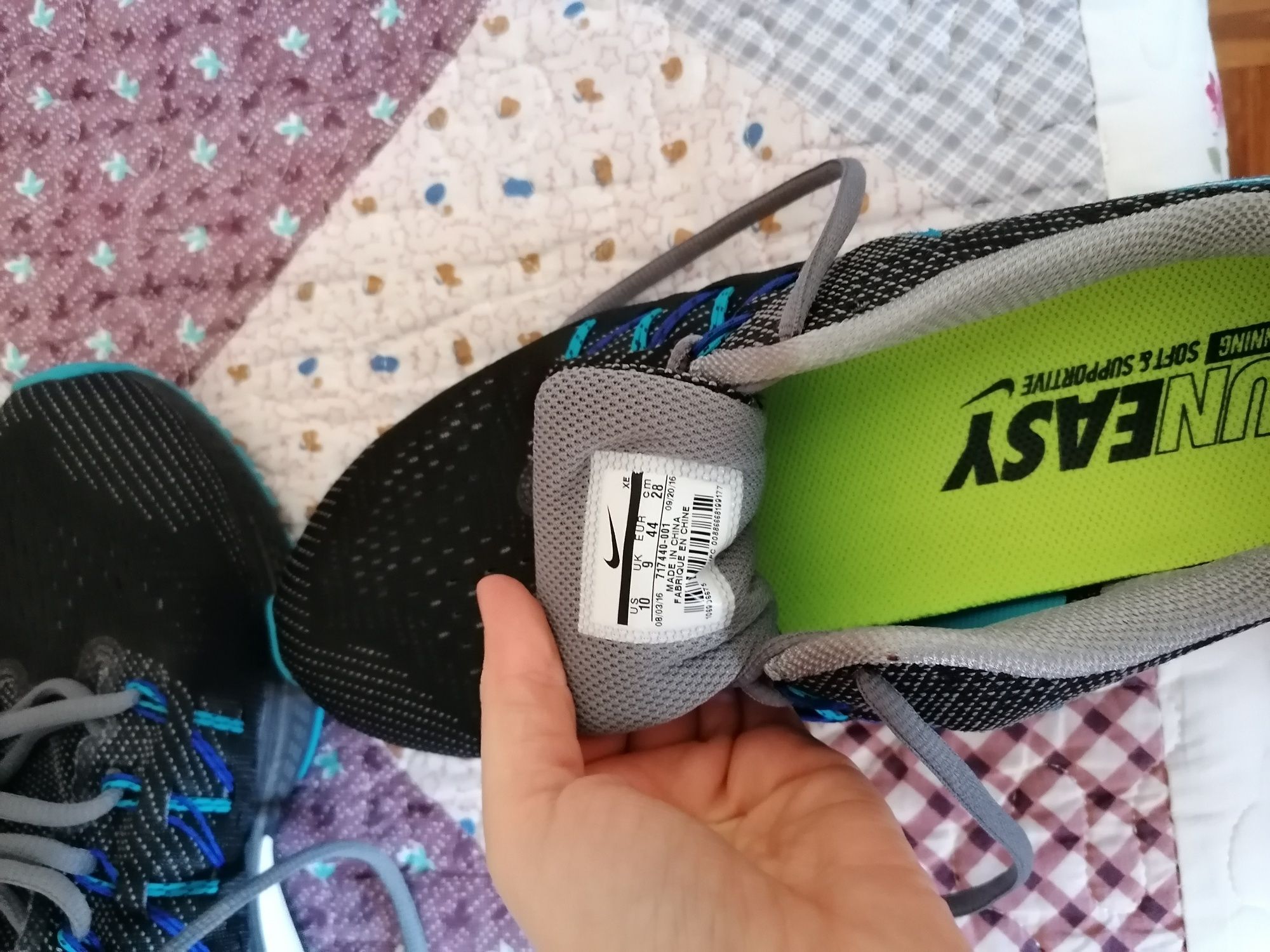 Sapatilhas Nike Zoom Vomero 10 - tamanho 44