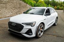 2023 Audi e-tron S Prestige quattro