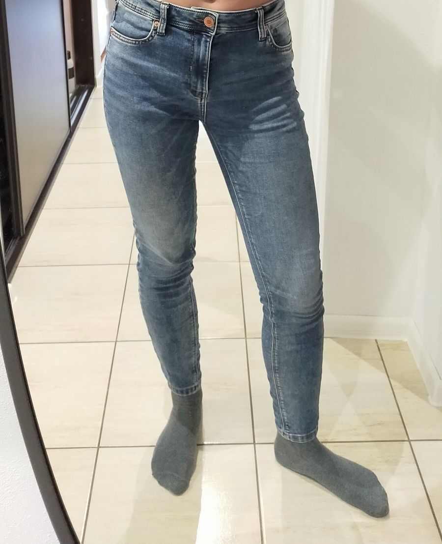 Spodnie jeansy New Yorker r. M 27