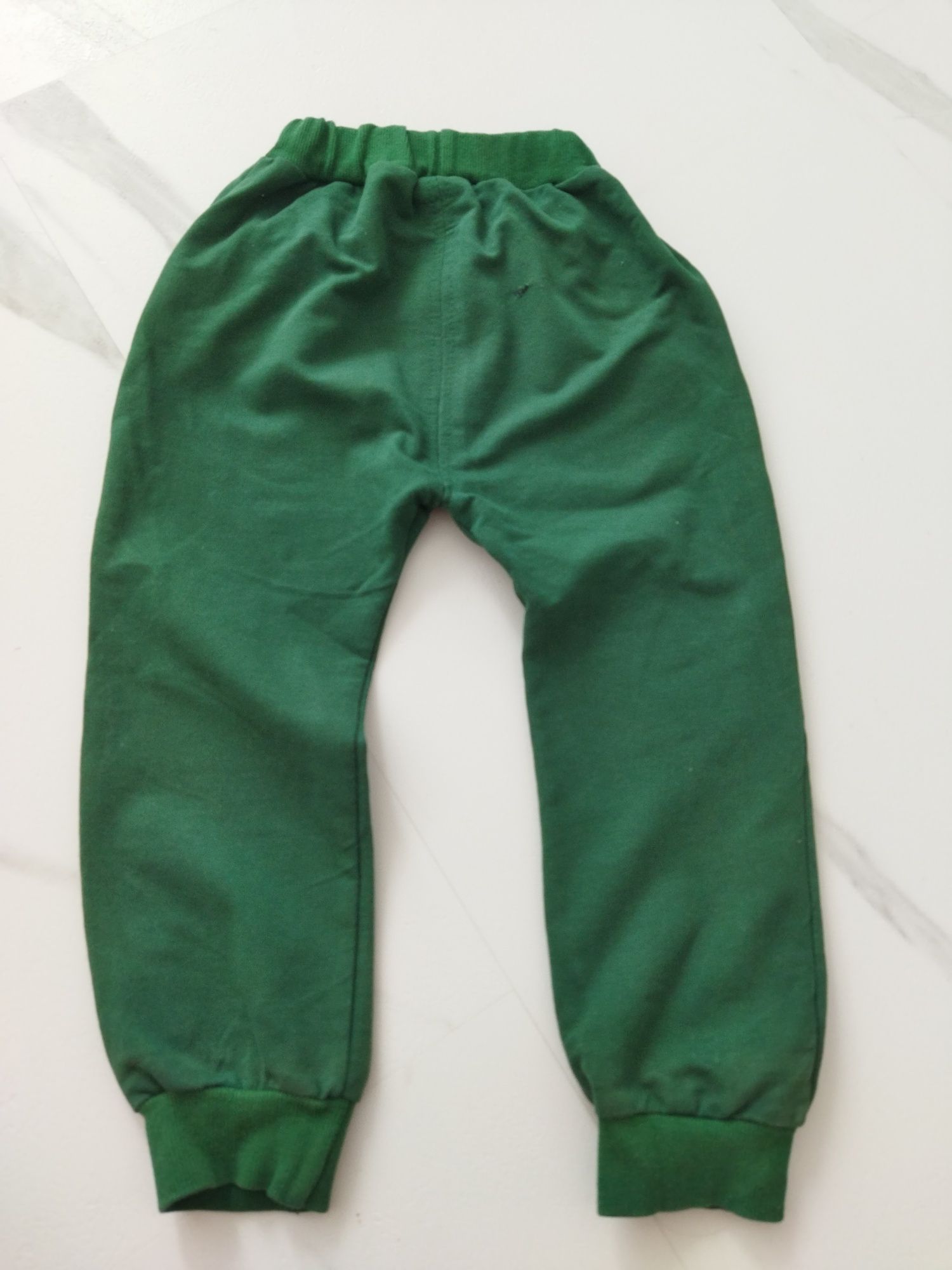 Zara HM zielone dresy Myszka Miki  komplet butelkowa zieleń khaki 104