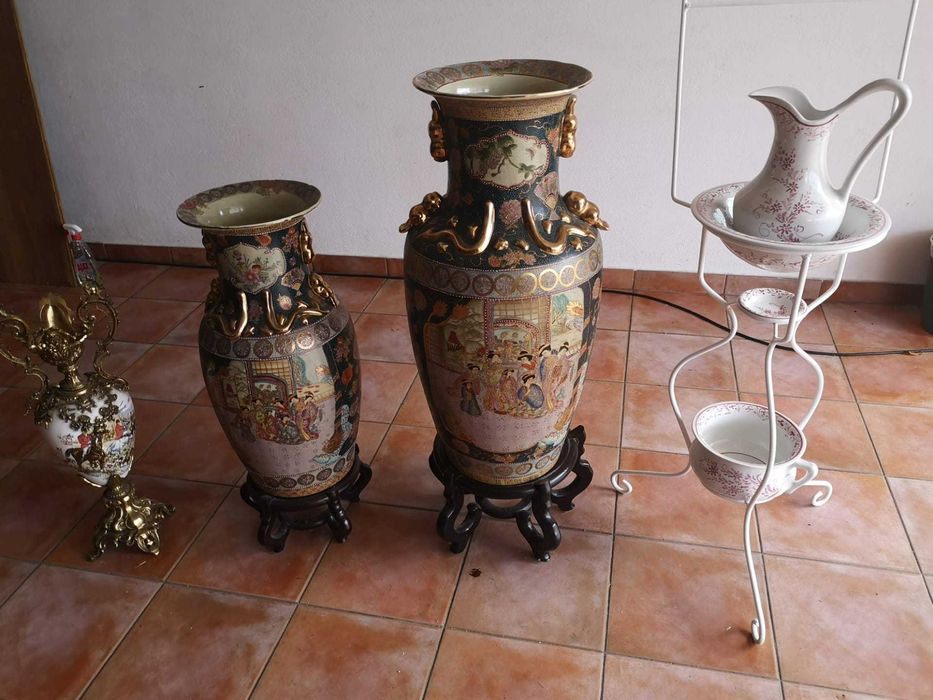 Mobília e Acessórios em ótimo estado