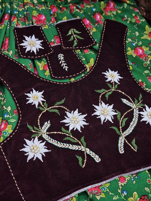 Gorset góralski w Szarotki - ręcznie koralikowany!