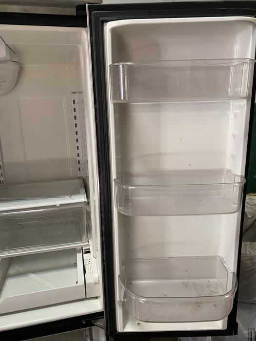 Холодильник MAYTAG