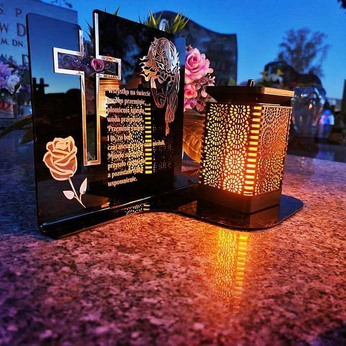 ZNICZ solarny led statuetka na cmentarz grób duża