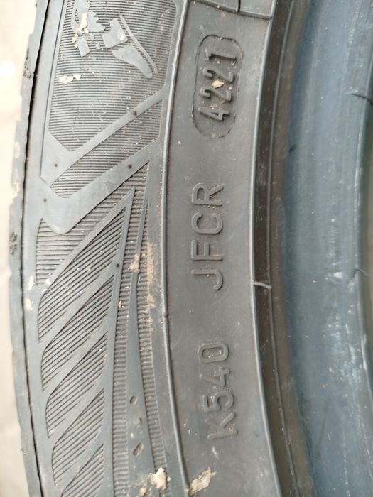 Opony całoroczne Goodyear 225/50R17