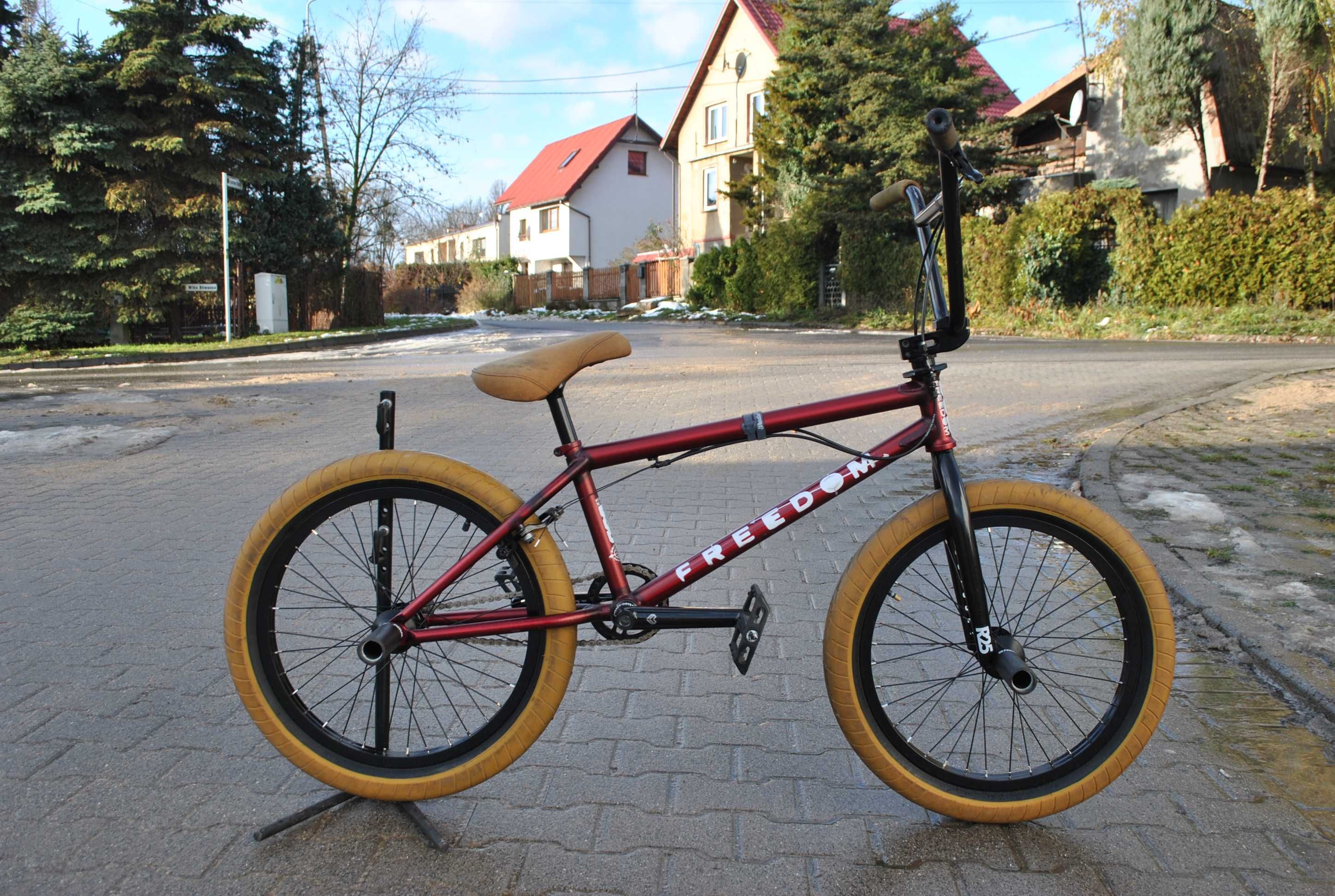 Wyczynowy BMX Kriss Kule BSD Freedom Odyssey Rotor freecoaster