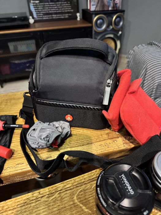 Lustrzanka Canon EOS 760D, obiektywy, lampa, torby. Duży zestaw!