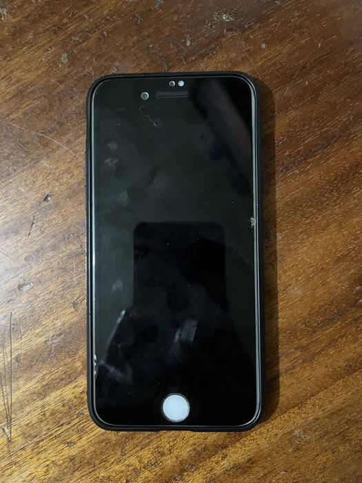 Айфон 7,на 128 гб,акб 93