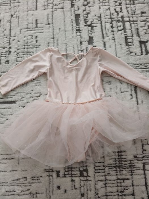 Strój na balet lub taniec r. 122-128