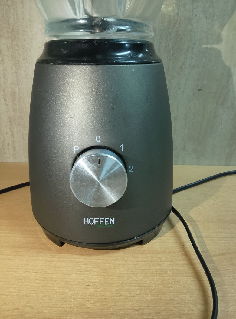 Blender stołowy kielichowy HOFFEN 500W
