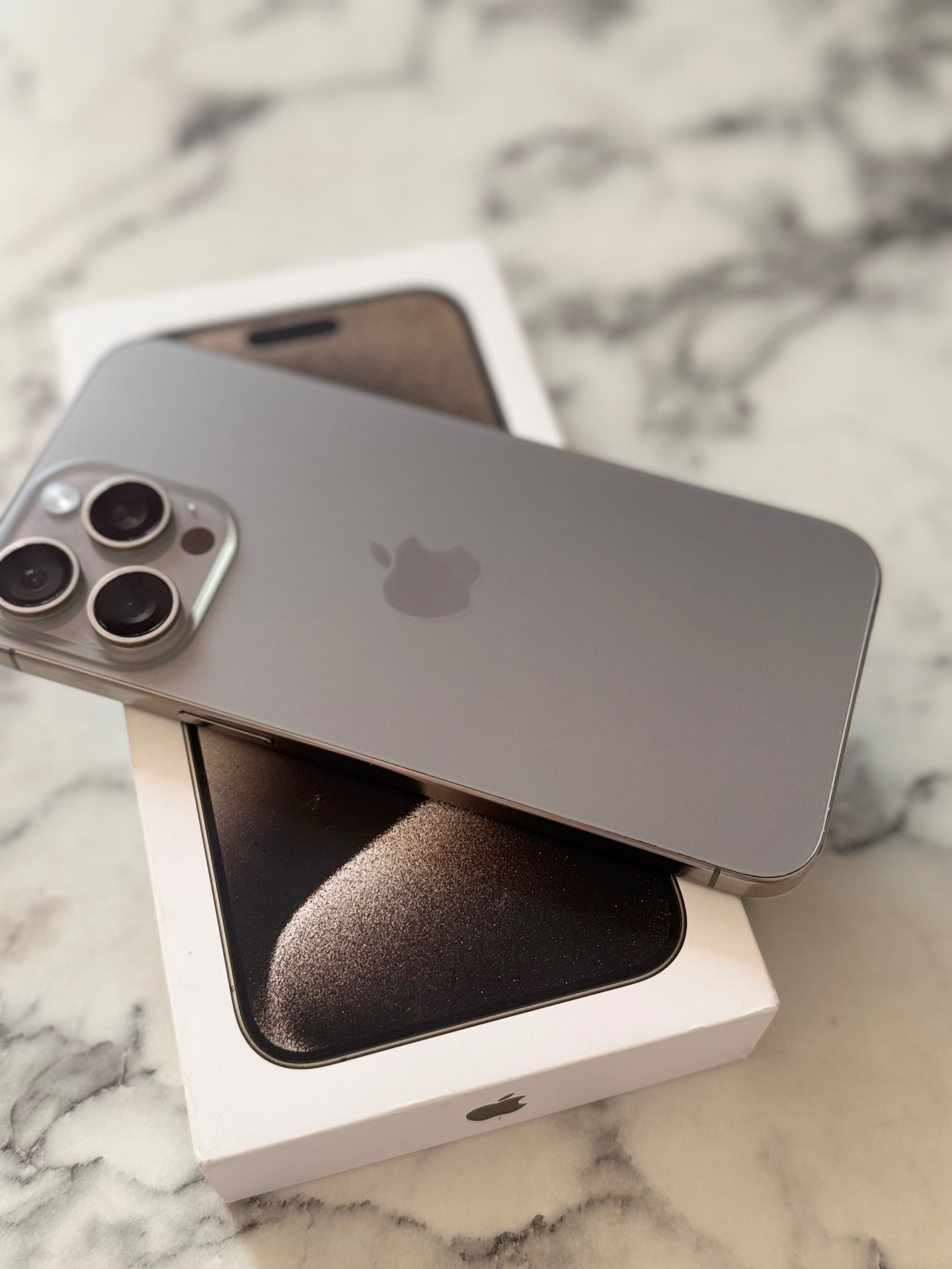 iPhone 15 Pro Max-256 Gb