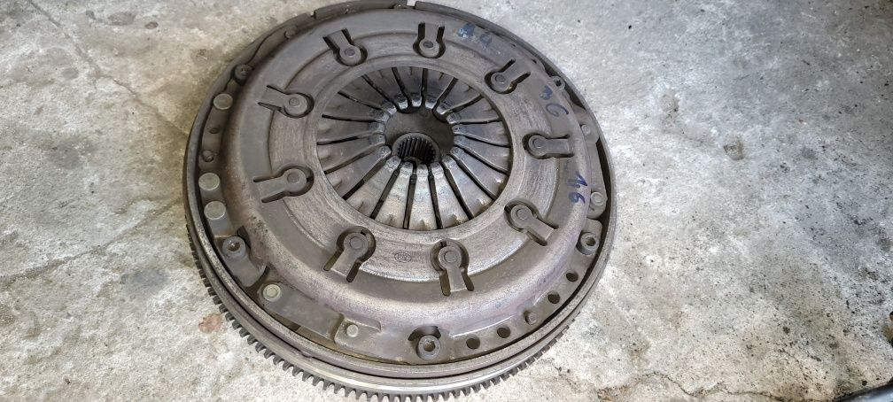 Audi a4 b6 lz5l 1.6 benzyna alz alternator wspomaganie sprzęgło klima