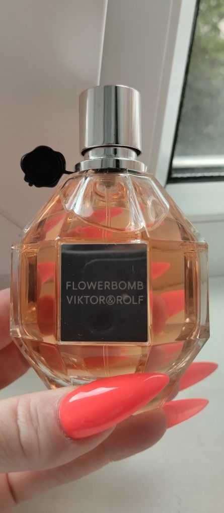 Розпродаж!!!Flowerbomb  Viktor & Rolf edp 100 ml