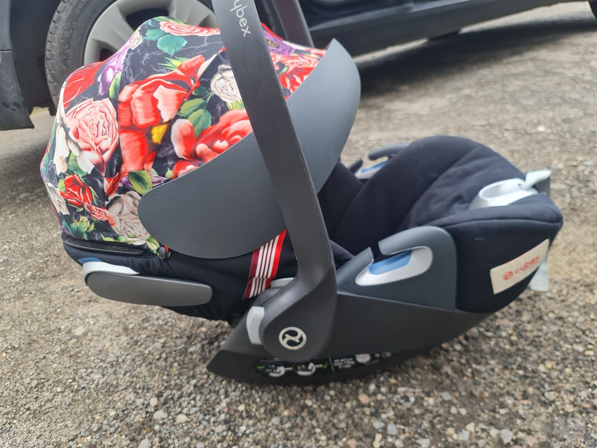 Fotelik Cybex Cloud Z I-Size Spring Blossom + baza