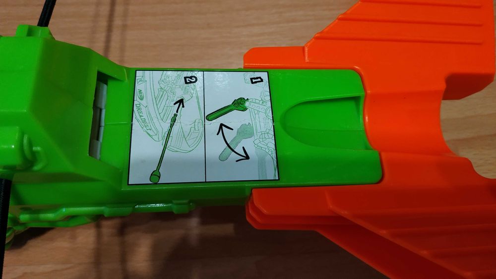 Бластер Nerf Zombie Strike DREADBOLT Нерф арбалет