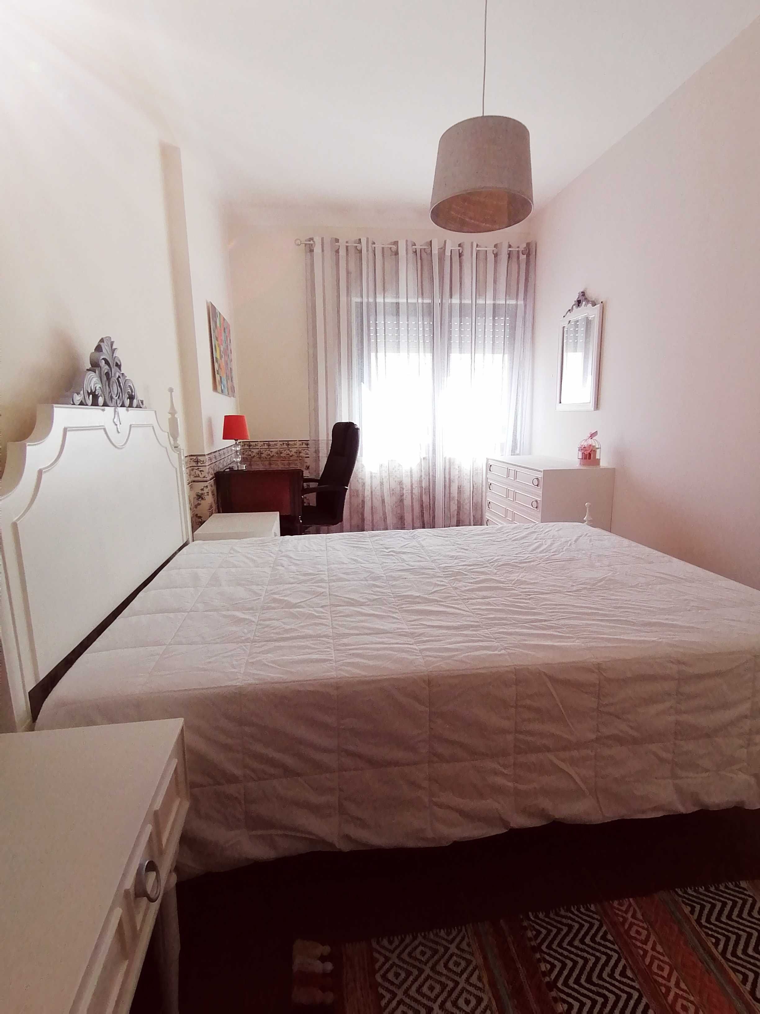 Quarto para estudante junto ao Politécnico Santarém