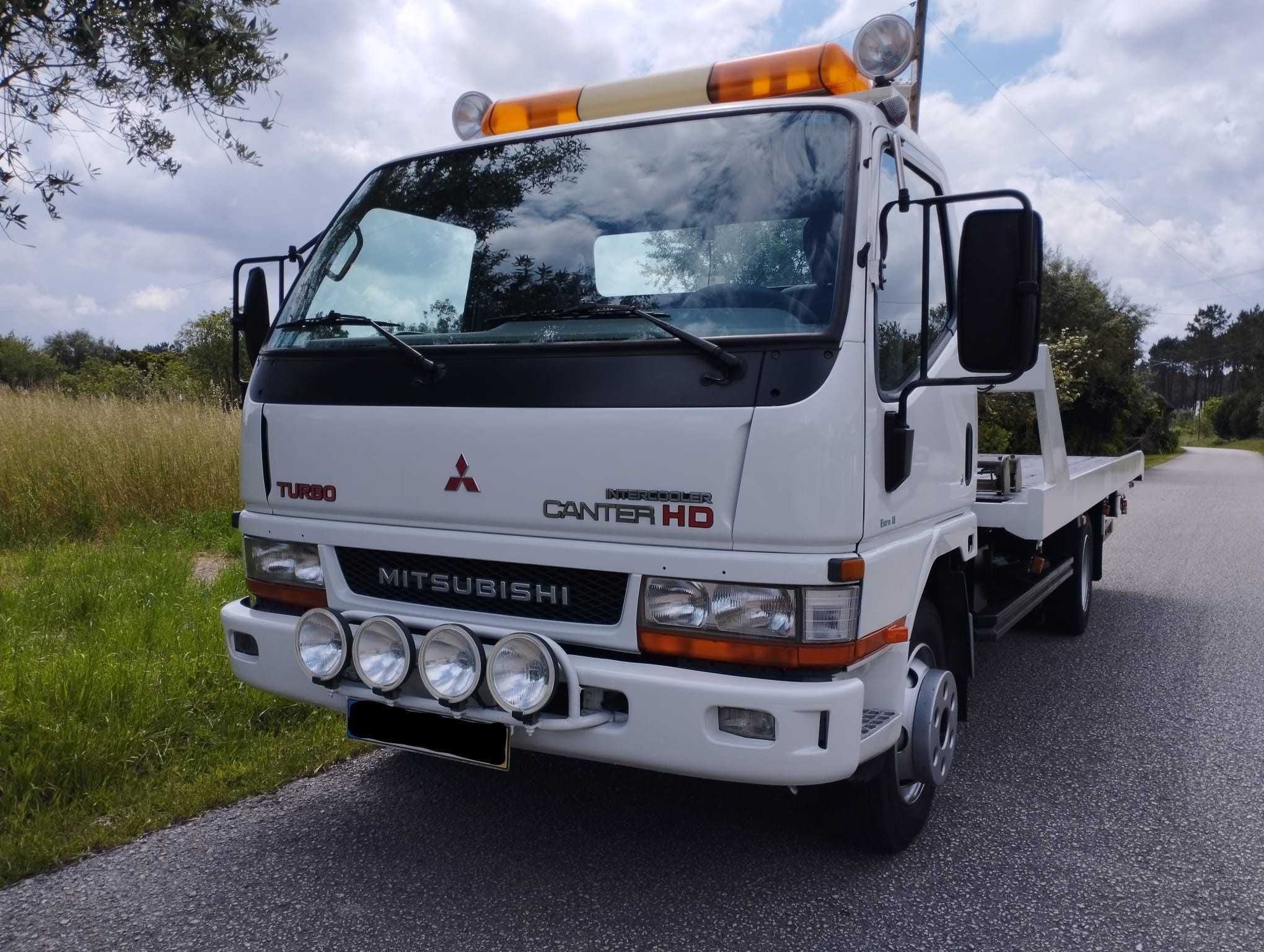 Mitsubishi Canter 659 HD Pronto Socorro SÓ TEM 167 mil kms NOVA