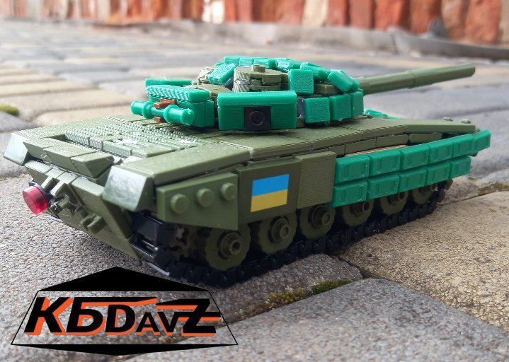 Т-72Б из Лего...