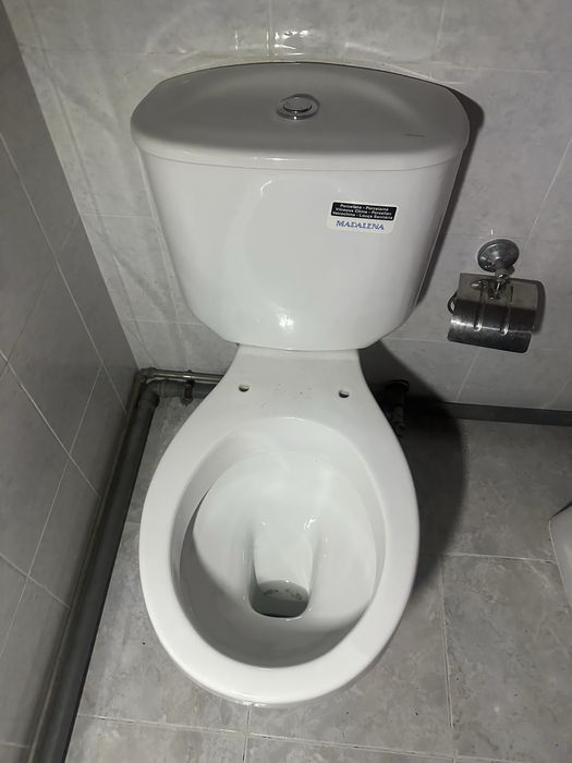 Moveis, sanitas, armario casa de banho e pedra doação