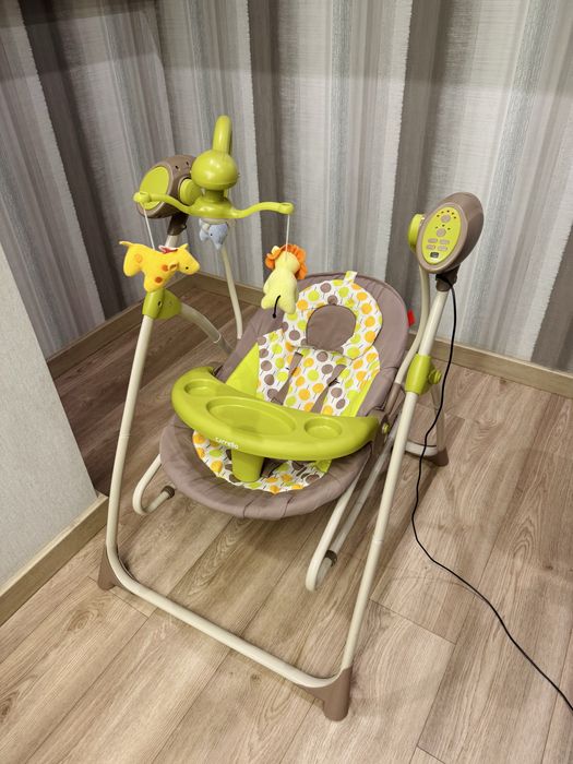 Крісло-гойдалка carrello nanny заколисуючий центр шезлонг