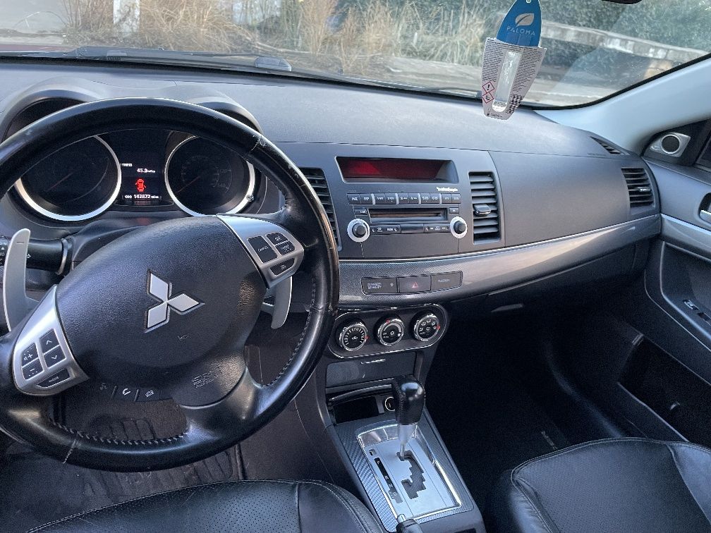 Mitsubishi lancer X  2.4 газ/бензин