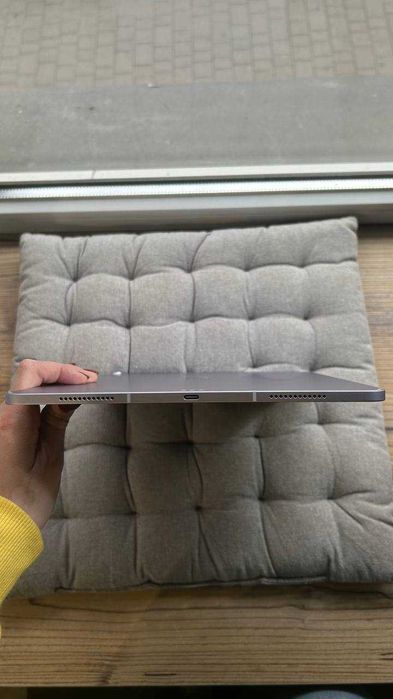 Б/У iPad Air 13" M3 2025 128GB LTE Purple (MCJ44) 11 циклів
