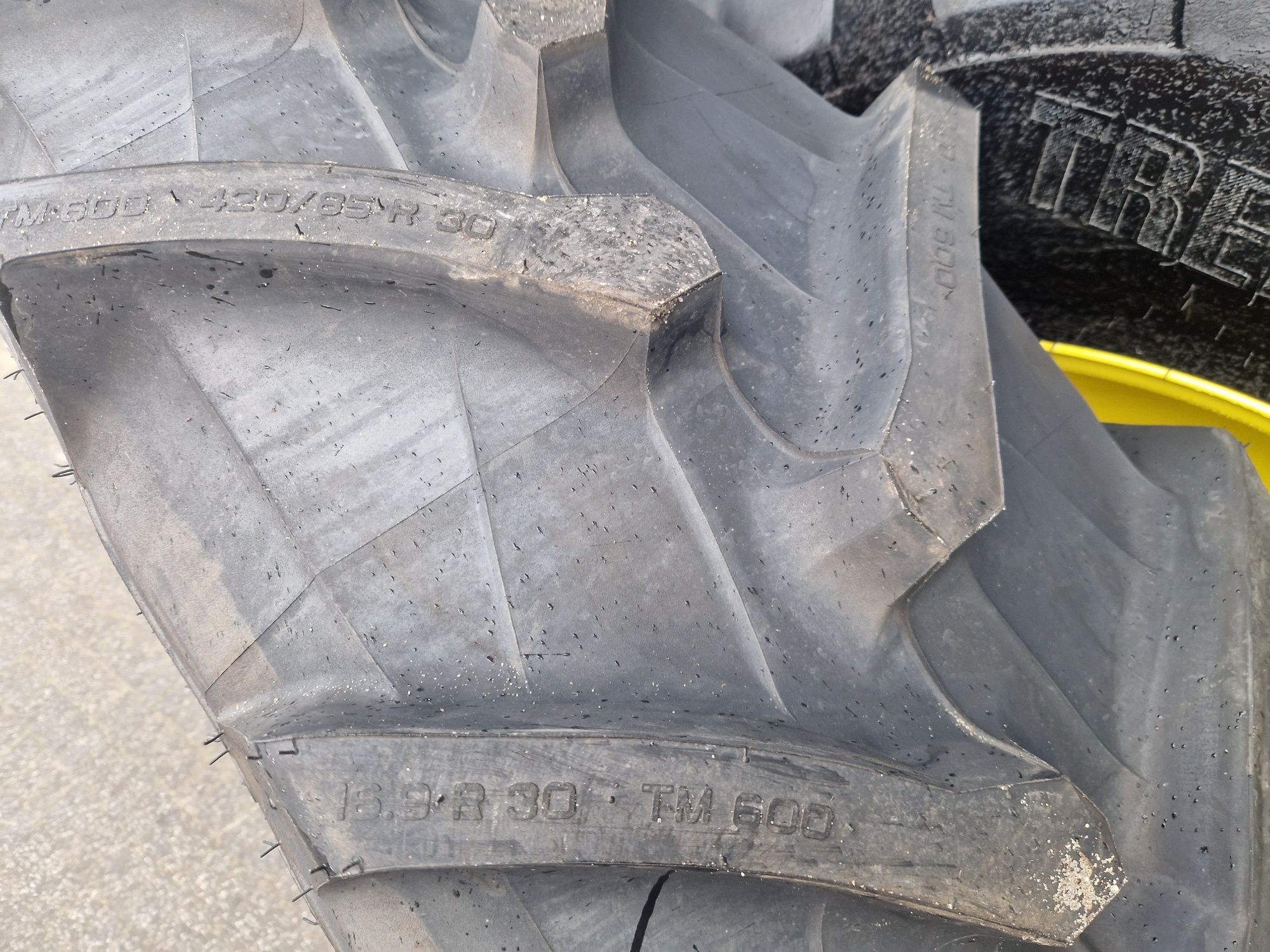 Koła John deere opona 420/85r30 trelleborg tm 600 felga 15x30