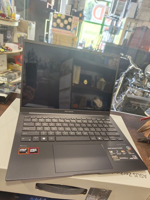 Laptop ASUS Zenbook 14 OLED UM3406HA 14" AMD Ryzen 7 16 GB/1 TB
