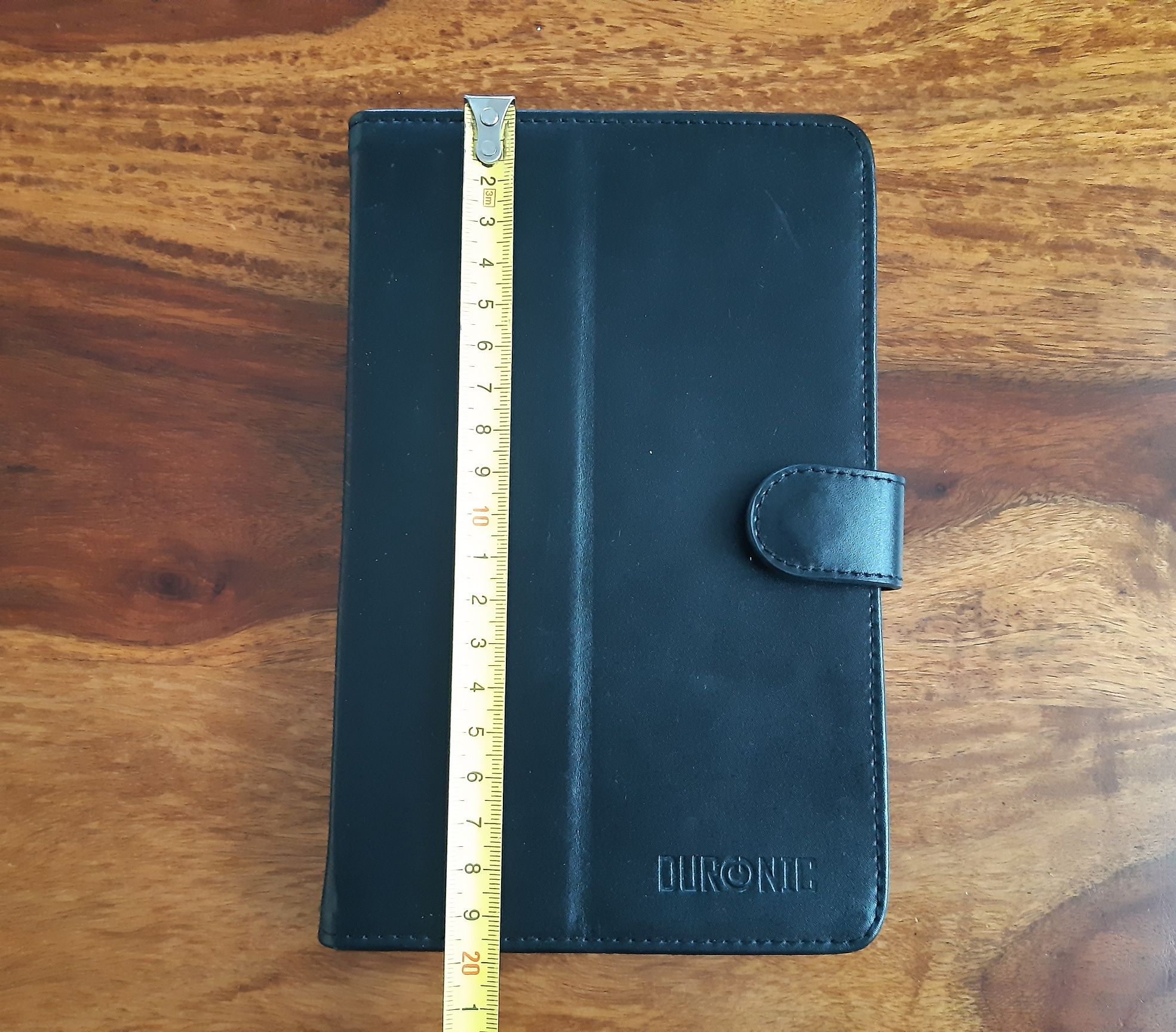 Czarne Etui na tablet