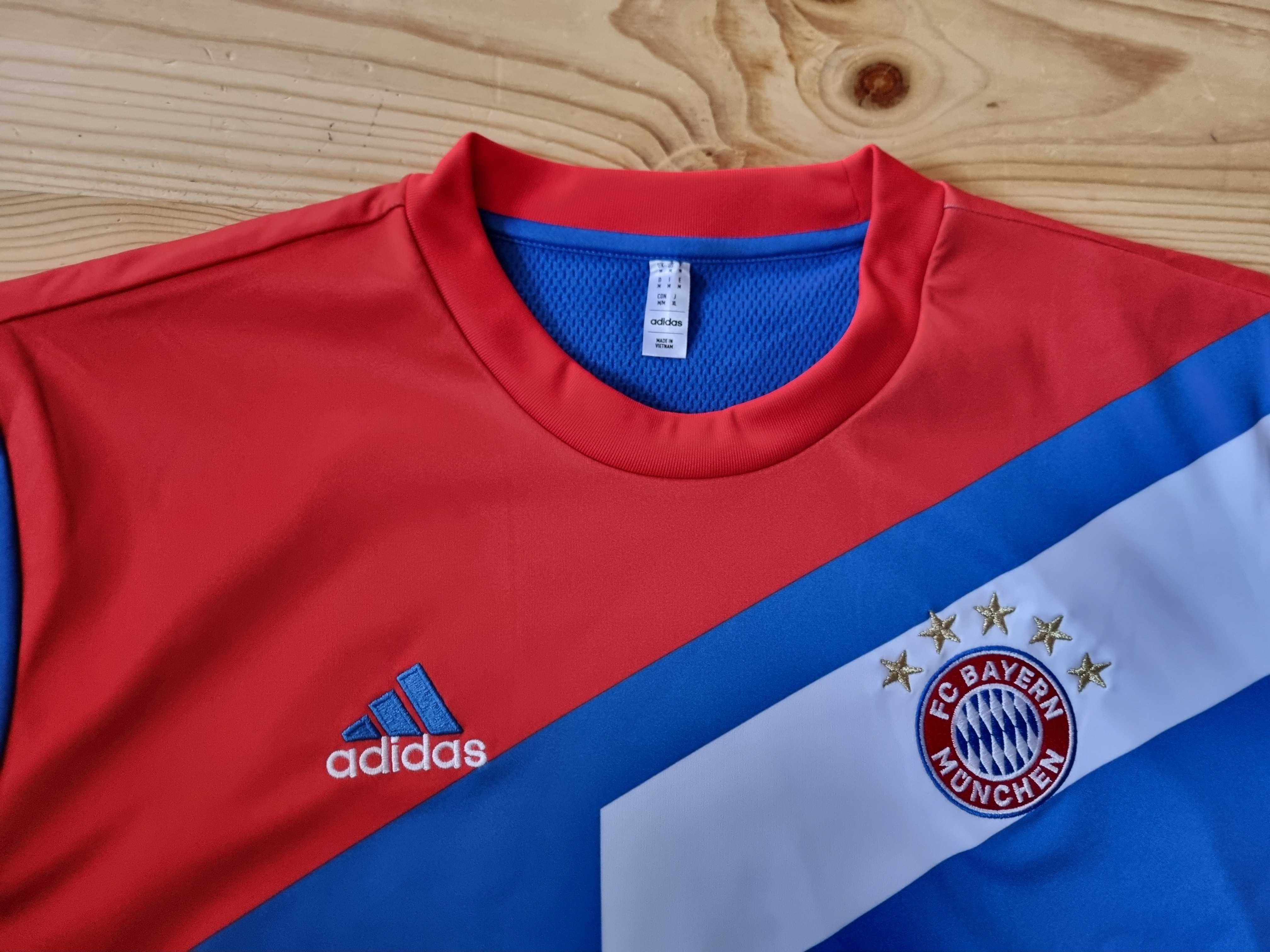 Nowa Bluza Adidas Bayern Munchen 2023 Pre-Match Warm Top r. M T HT8844