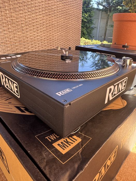 2x Rane Twelve MK2 Gramofony