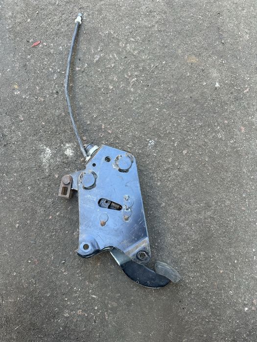 Педаль ручника, трос и датчик Mercedes Vito 638 стояночного тормоза