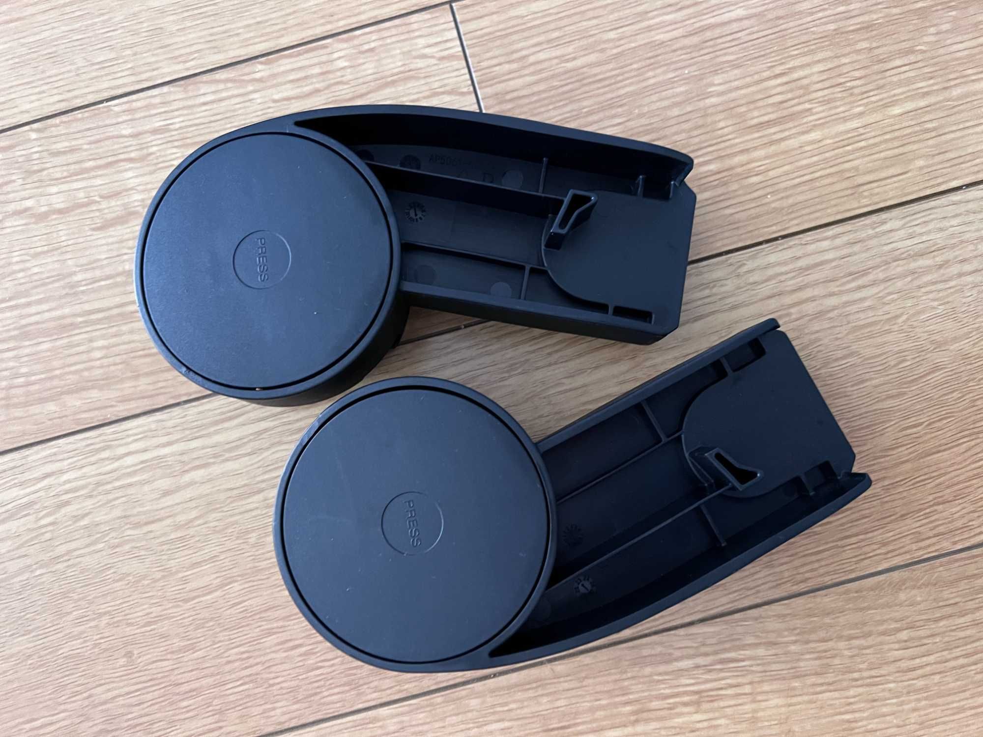 A cadeira auto Cloud T i-Size + Kit para Bebé SensorSafe + Adaptador