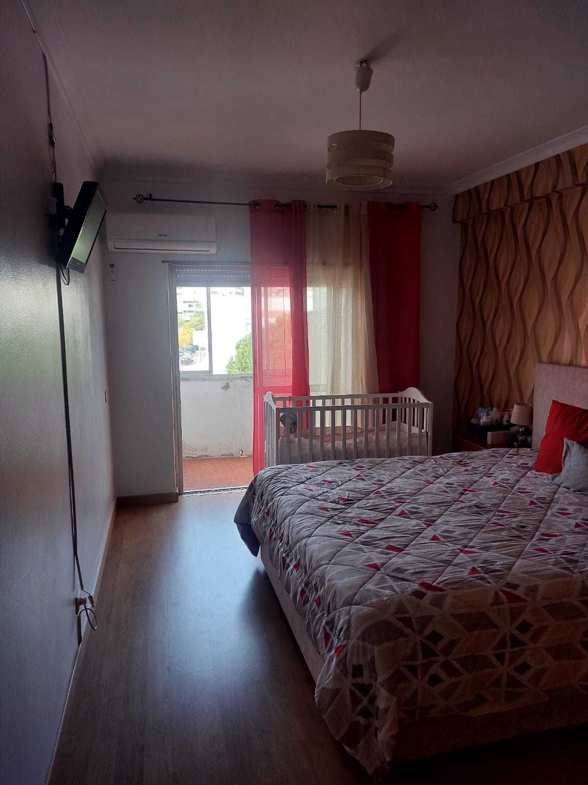 2 quartos individuais - Almada - Excelente Localização