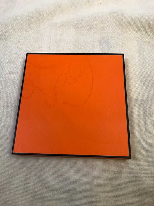 NOWA kolorowa chusta, apaszka 85 x 85 cm 100% jedwab