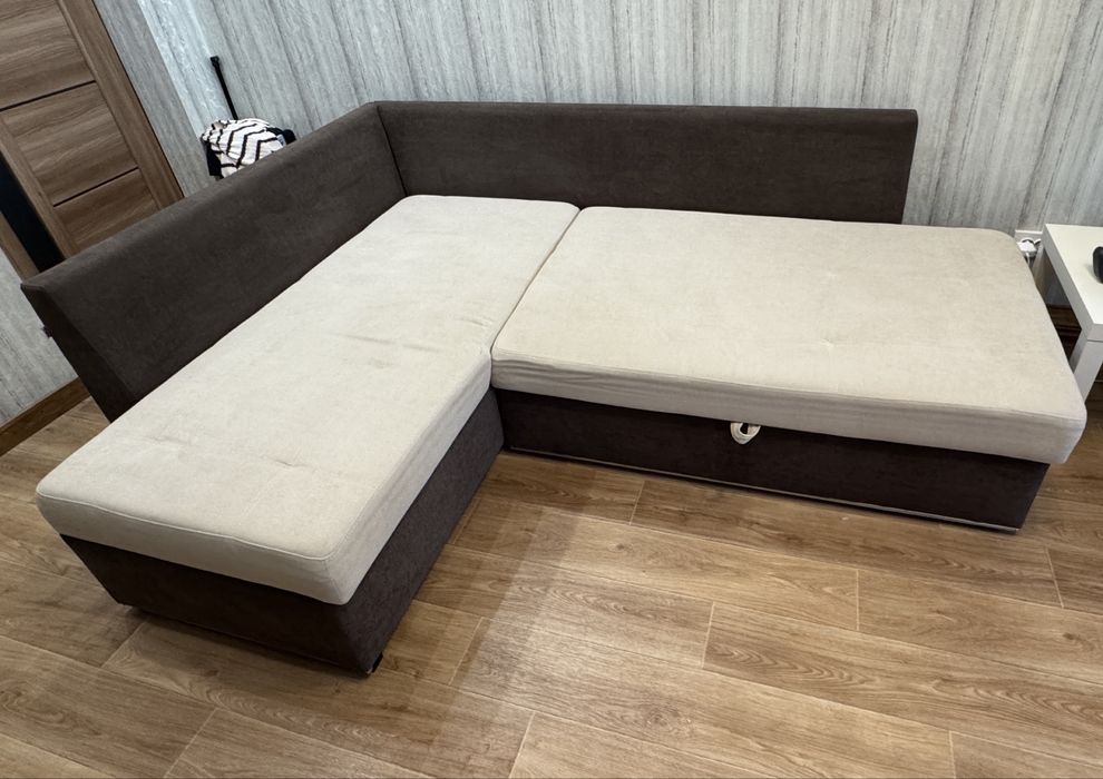 Диван кутовий великий