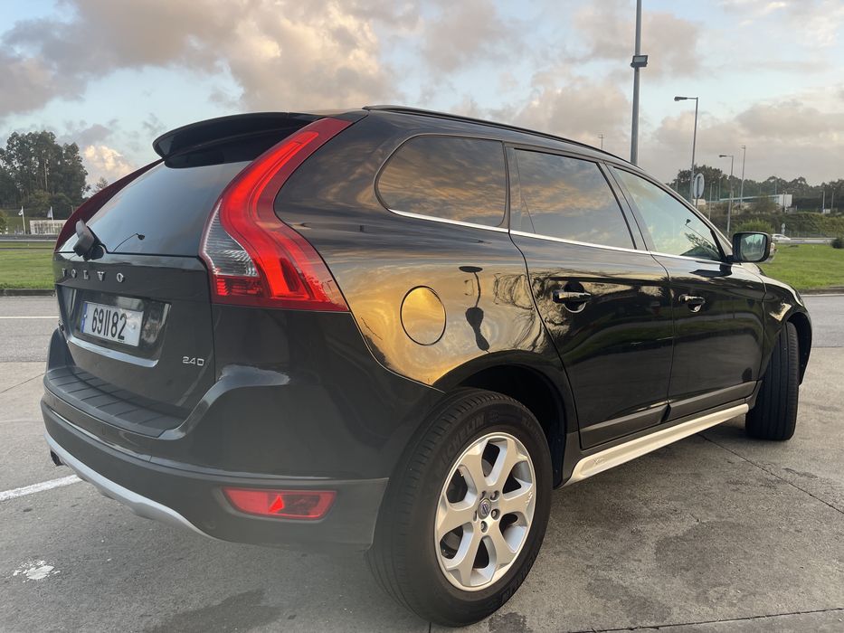 Volvo XC60 D5 Summum 2.4CC 180CV