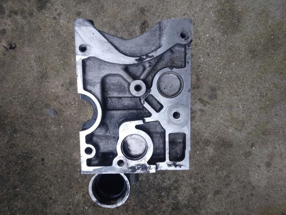 Vendo cabeça de motor, renault clio 1500 dci 65 cavalos, ano 2002