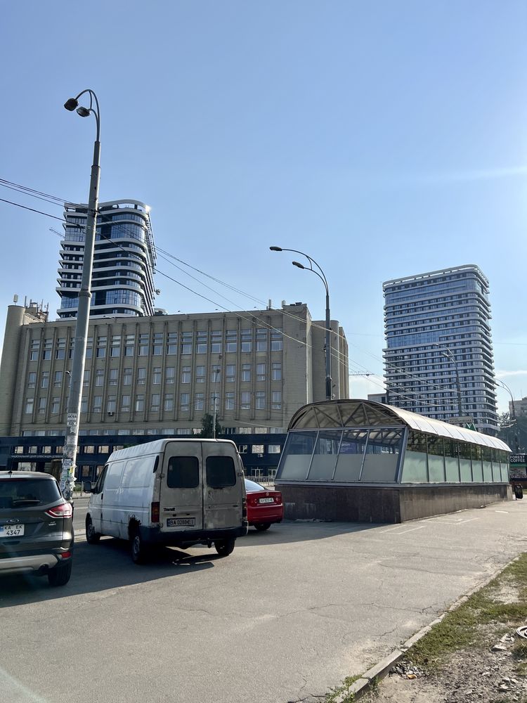 Продаж 1-кім. кв в новому будинку біля метро Голосіївська