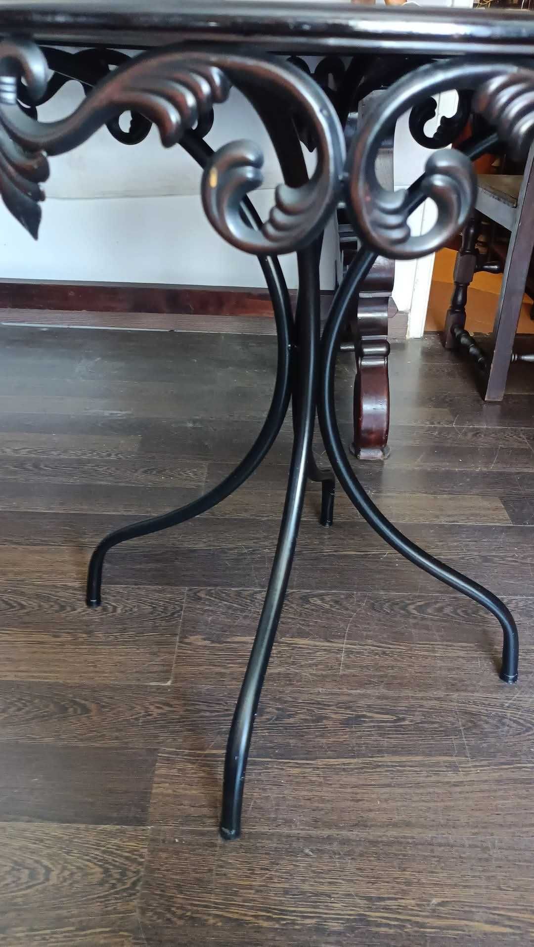Mesa de jardim vintage
