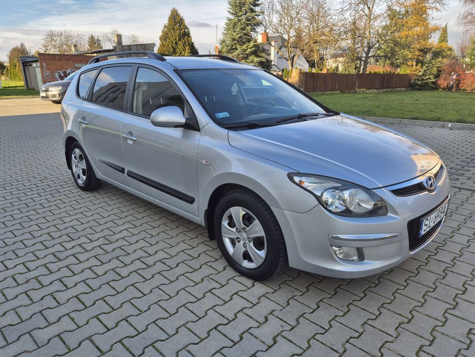 Hyunadi I30_ 1.6 Benzyna + Gaz_2010r._Zadbany