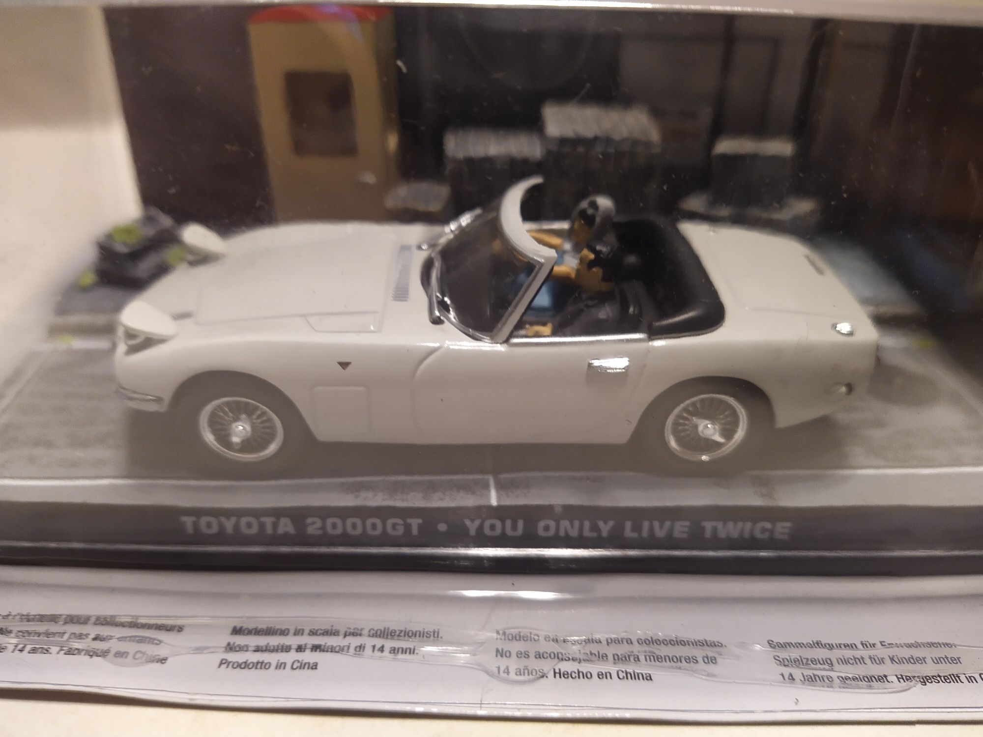 Toyota 2000 GT James Bond collection Skala 1:43