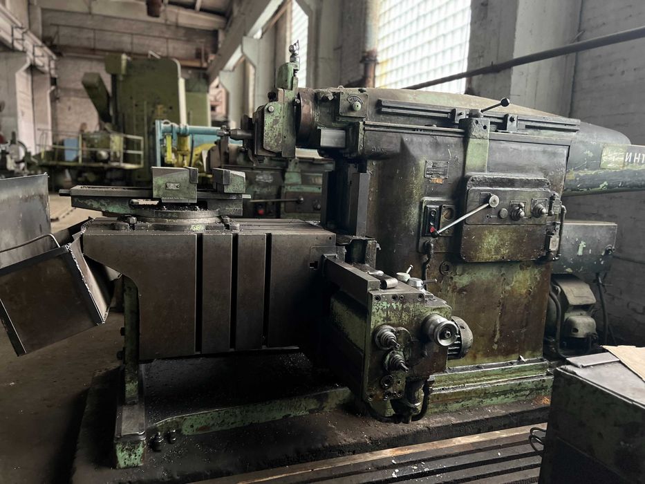 Верстат поперечно-стругальний 7М32