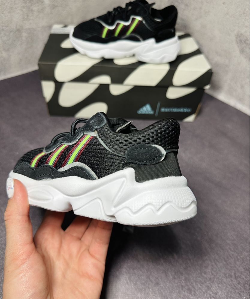 Дитячі кросівки Adidas OZWEEGO, 24p